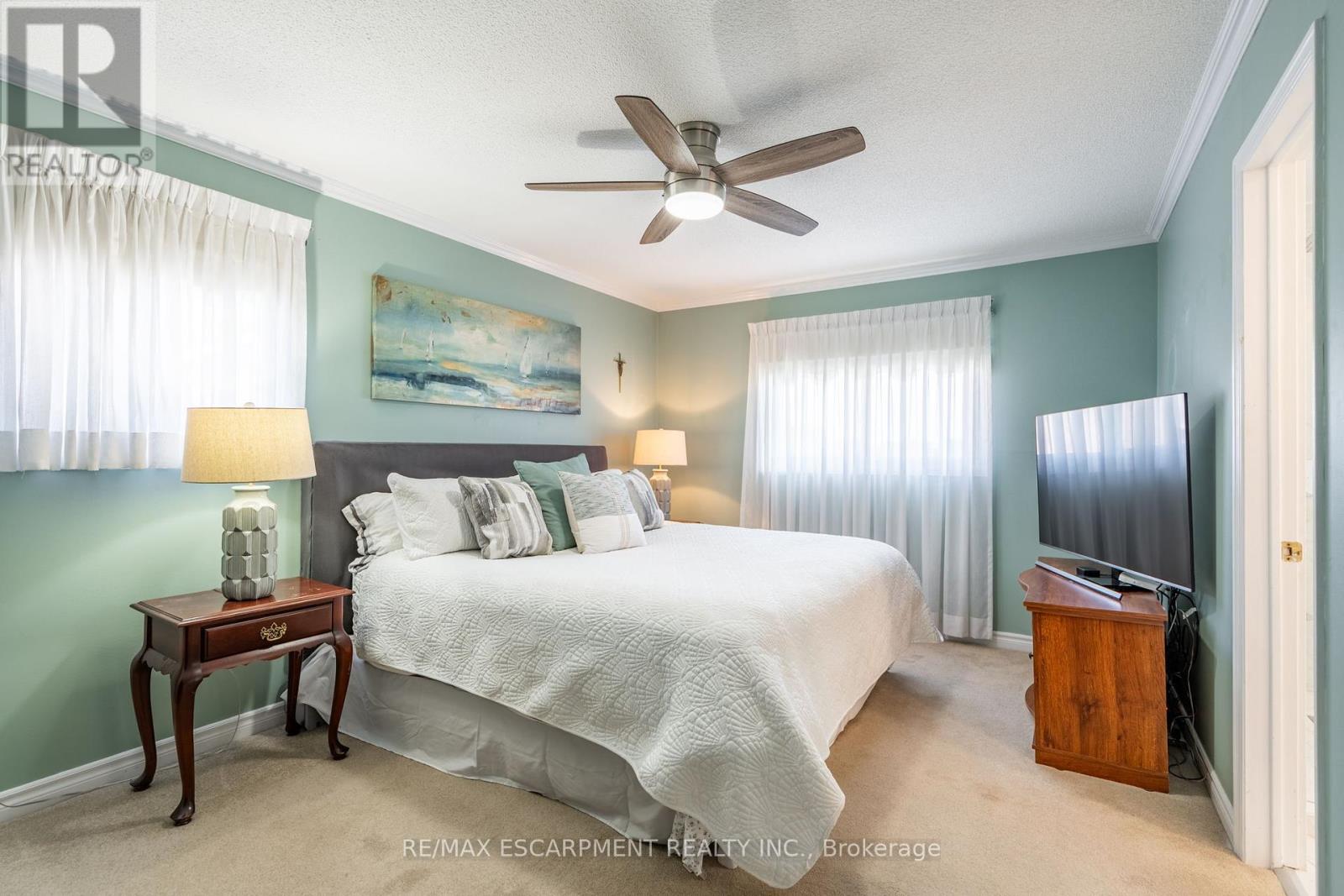 Photo 16 of 7 2155 Duncaster Drive, Burlington ON