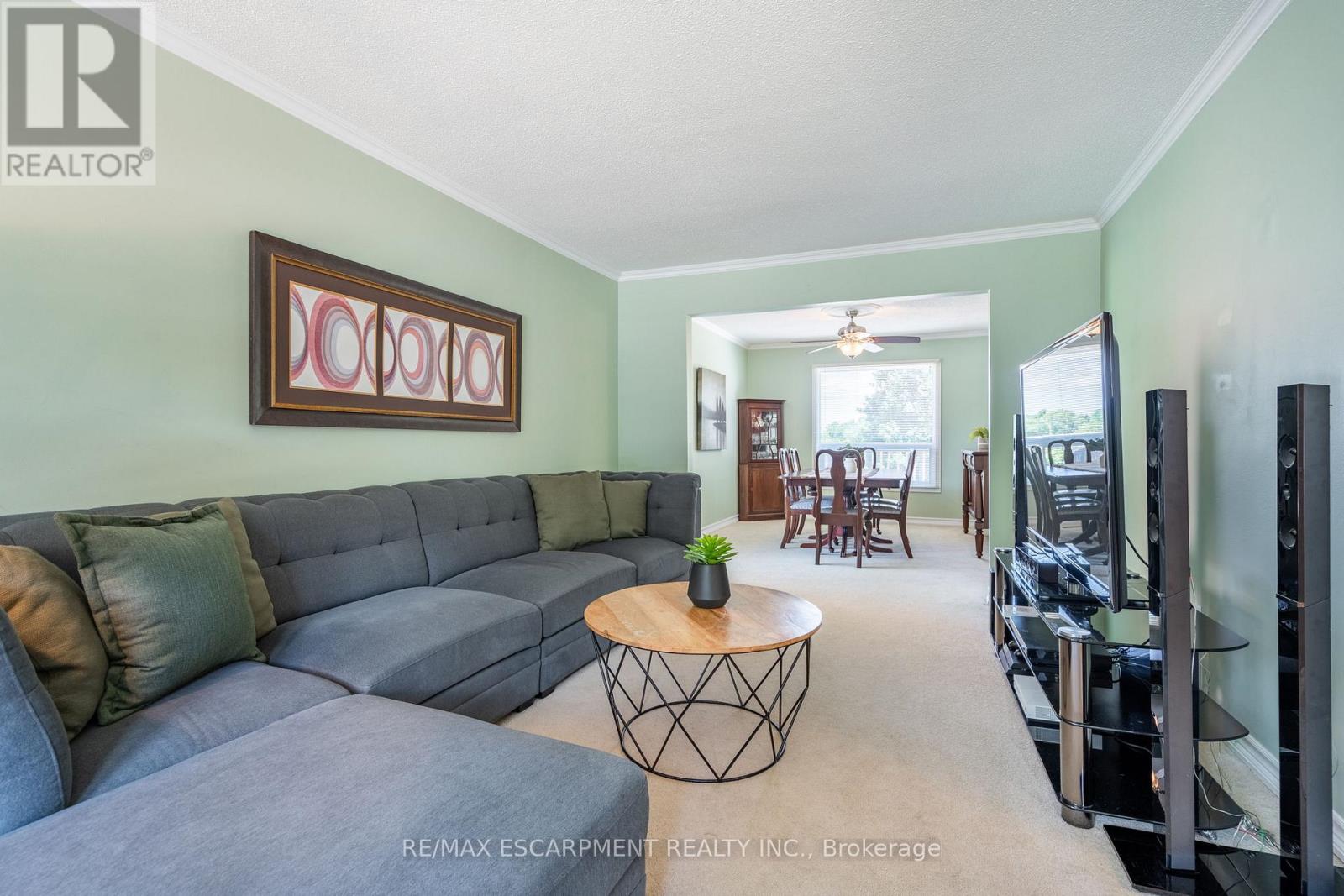 Photo 5 of 7 2155 Duncaster Drive, Burlington ON