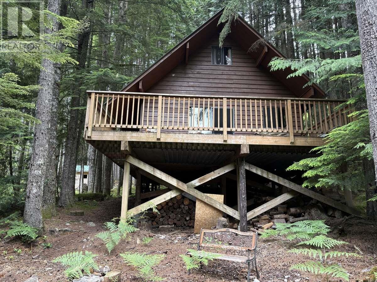6164 GARIBALDI PARK ROAD, Squamish
