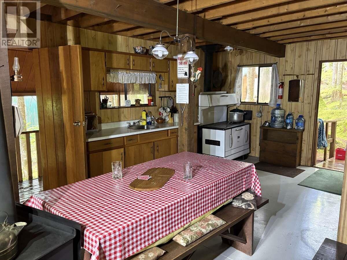 6164 GARIBALDI PARK ROAD, Squamish
