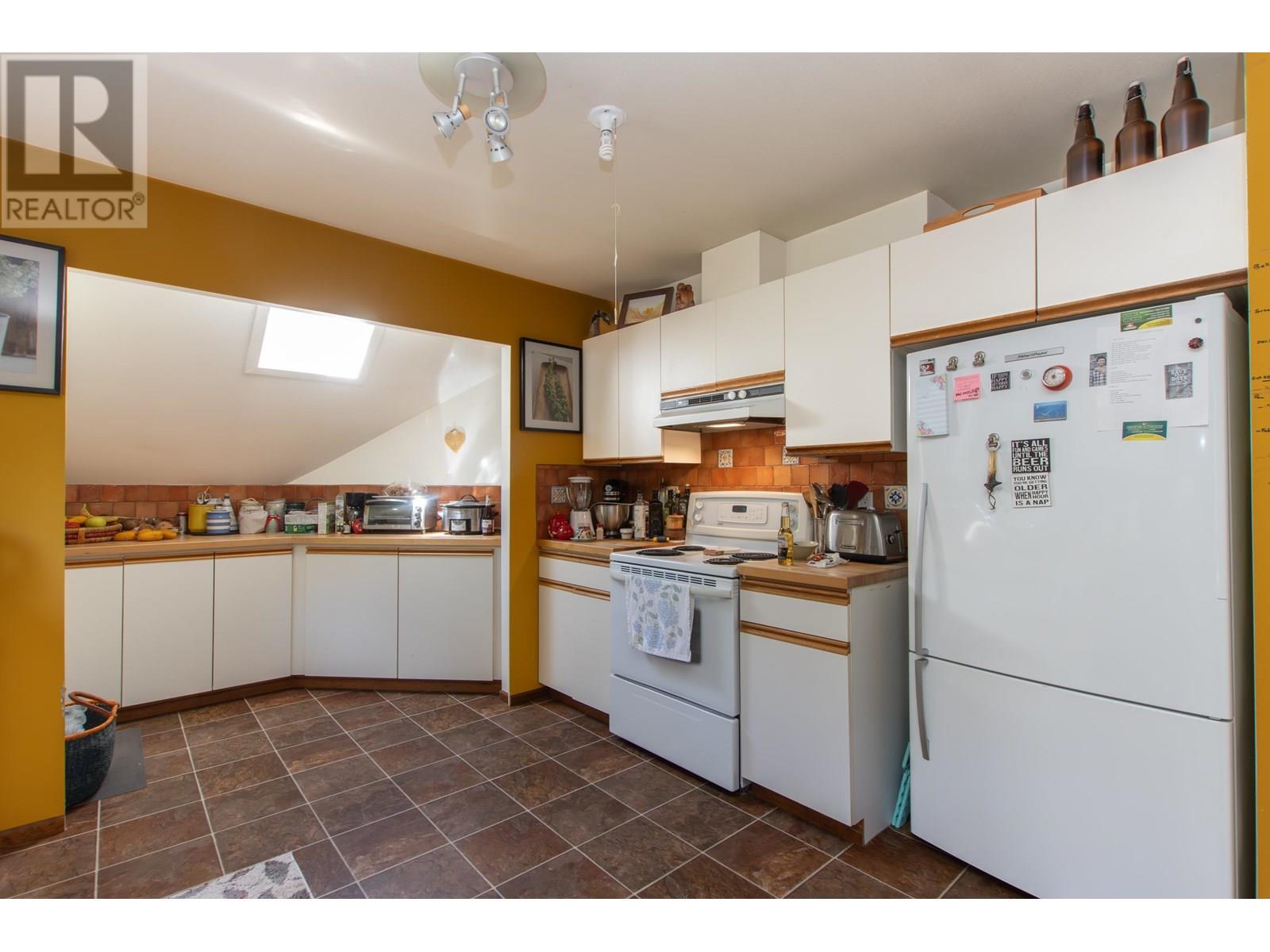 5071 PARADISE VALLEY ROAD, Squamish