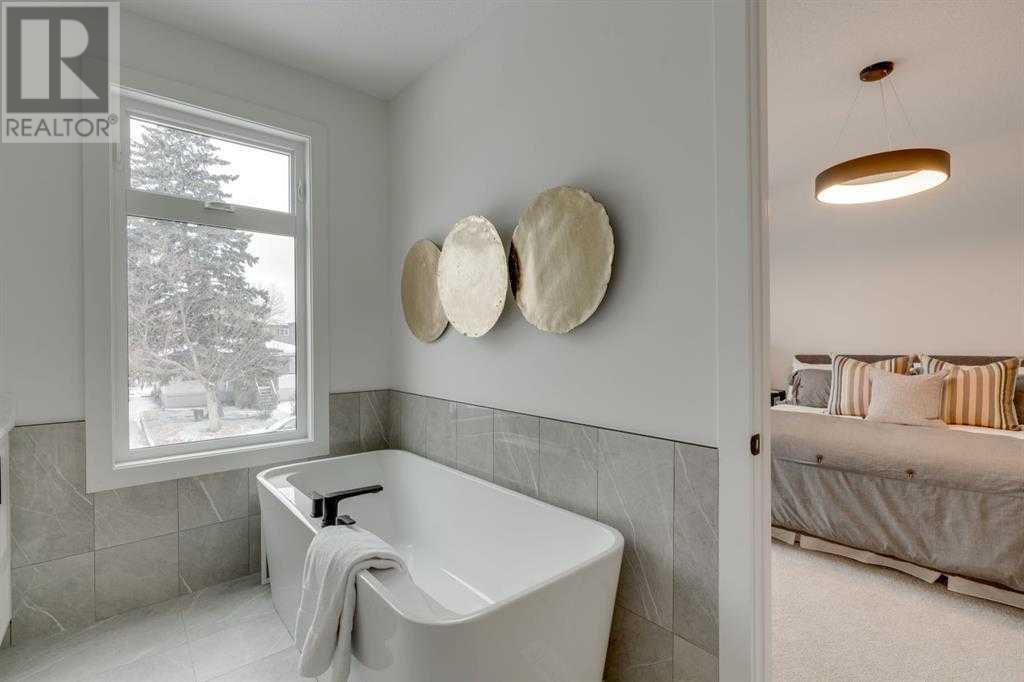 2812 35 STREET SW - Image 18