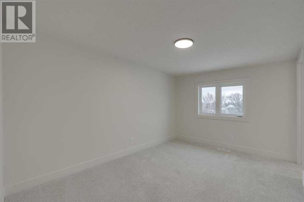2812 35 STREET SW - Image 28