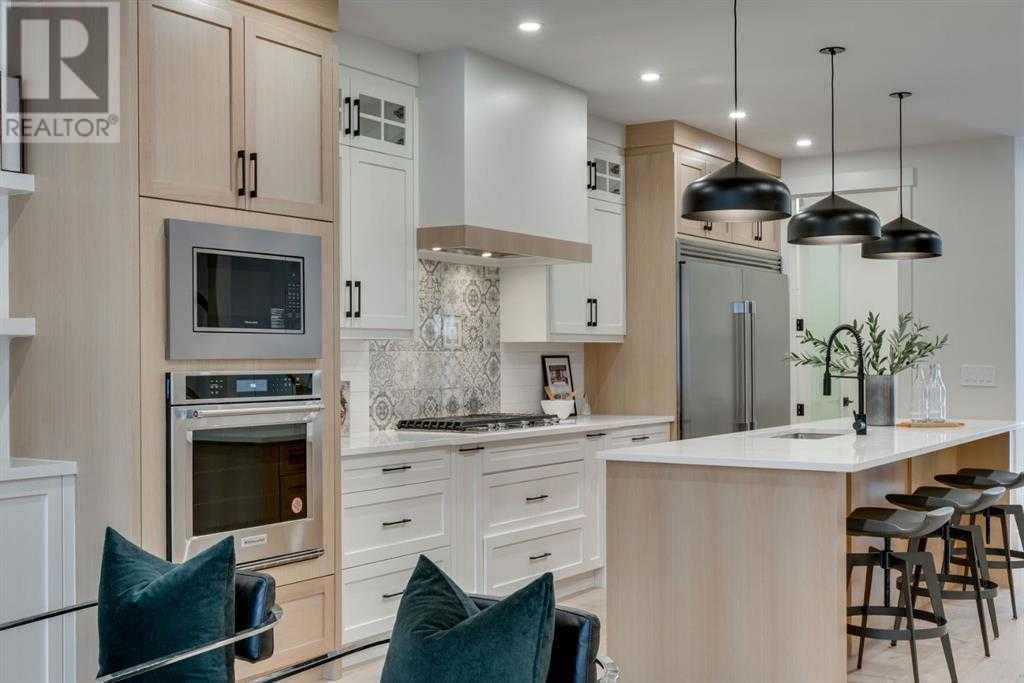 2812 35 STREET SW - Image 7