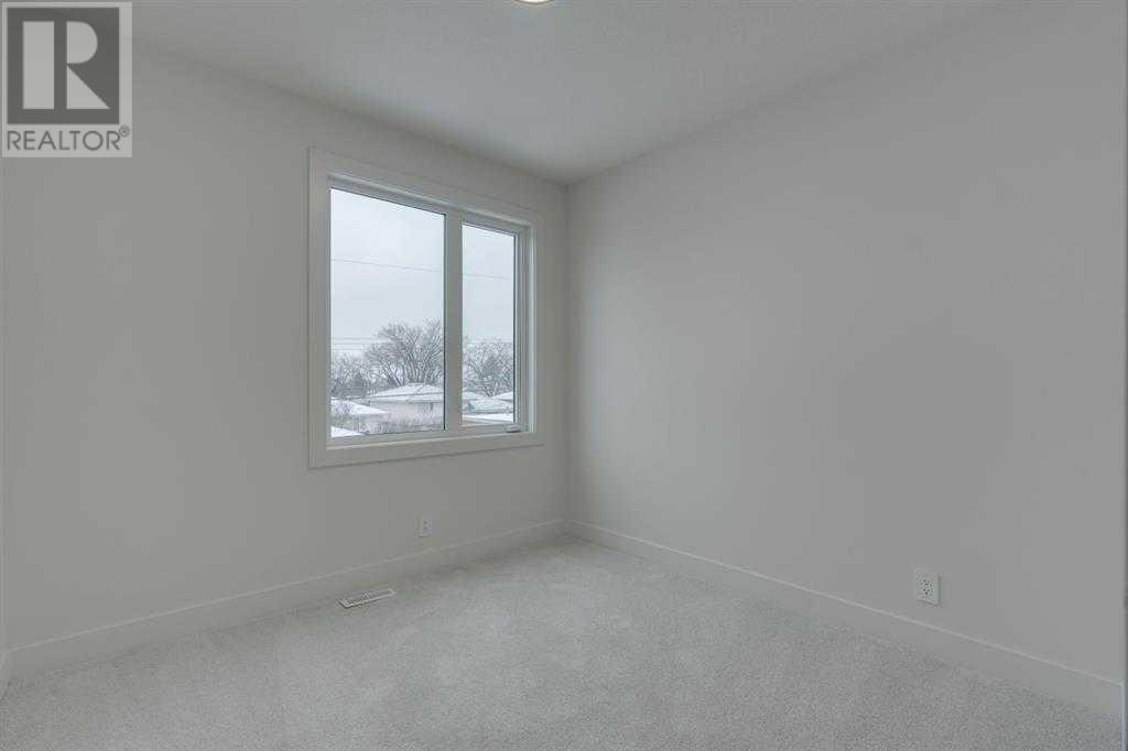 2812 35 STREET SW - Image 20