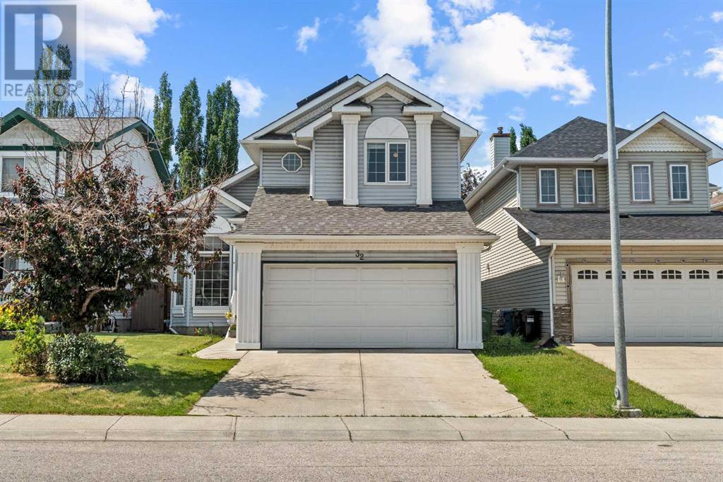 32 Douglas Ridge Green SE, Calgary, Alberta