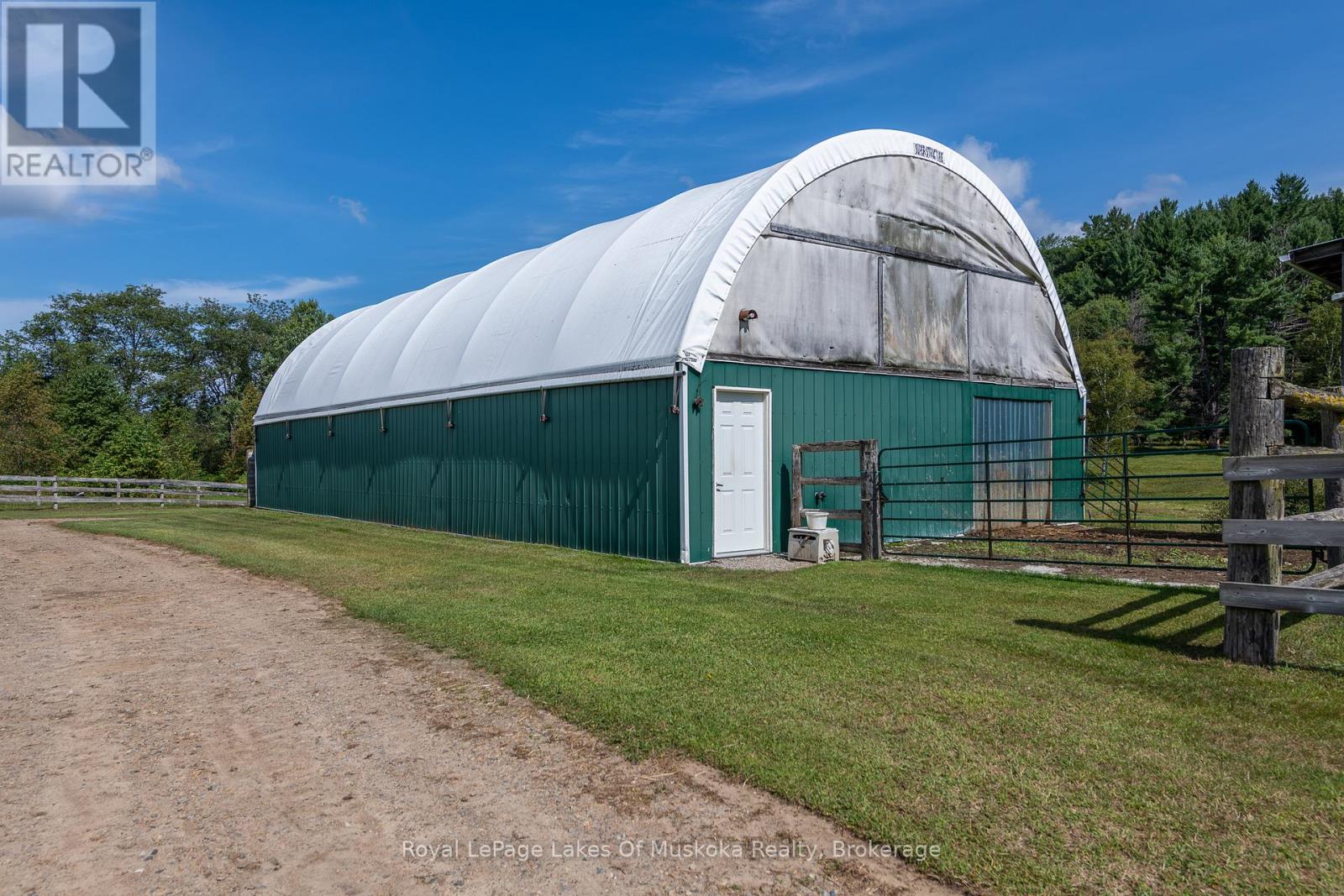 Photo 28 of 214 North Lancelot Road, Huntsville ON