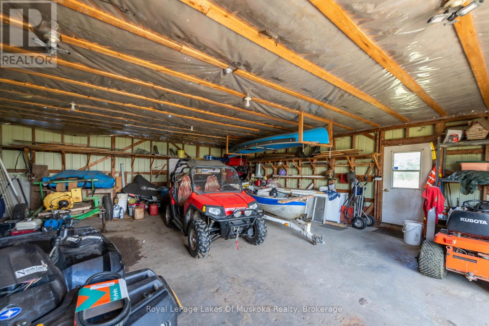 Photo 32 of 214 North Lancelot Road, Huntsville ON