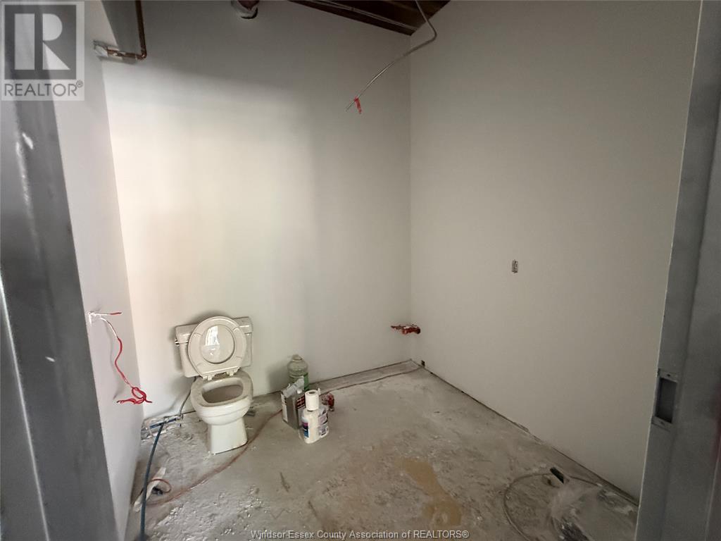 Photo 2 of 999 Erie Street East Unit 2, Windsor ON