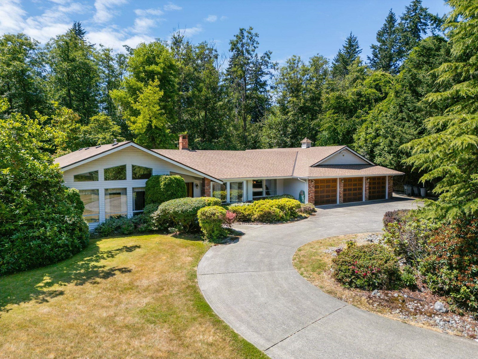 Photo 1 of 14324 25 Avenue, Surrey BC