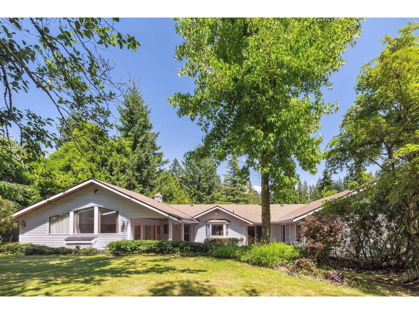 Photo 35 of 14324 25 Avenue, Surrey BC