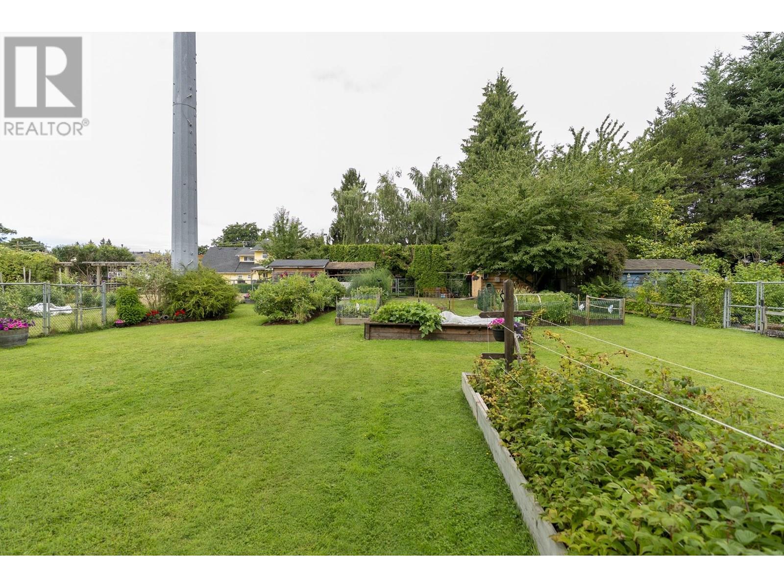 Photo 15 of 1414 53 A Street, Delta BC