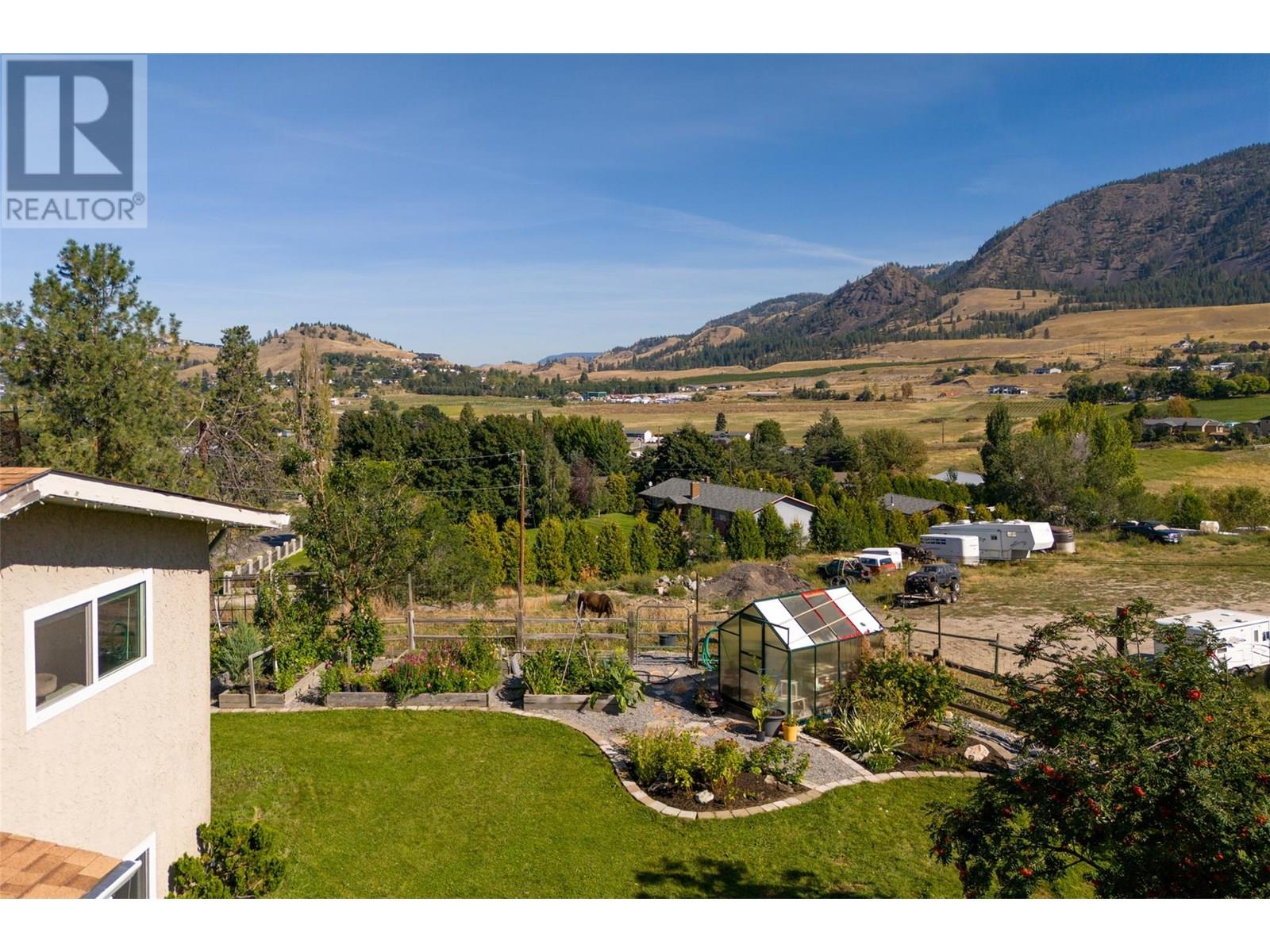 Photo 6 of 2351 Gallagher Road, Kelowna BC