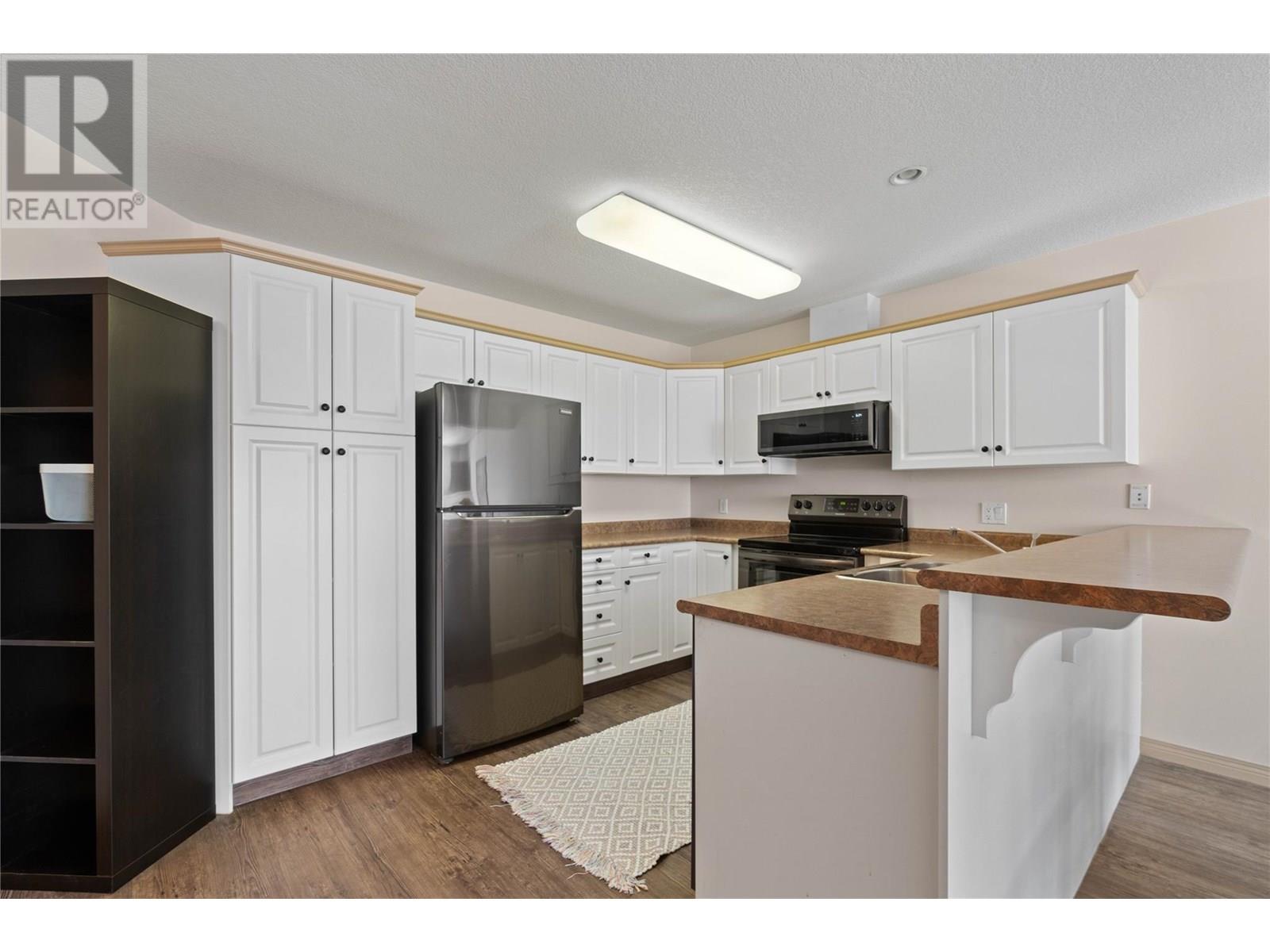 Photo 12 of 1002 Riverside Avenue Unit 221, Sicamous BC