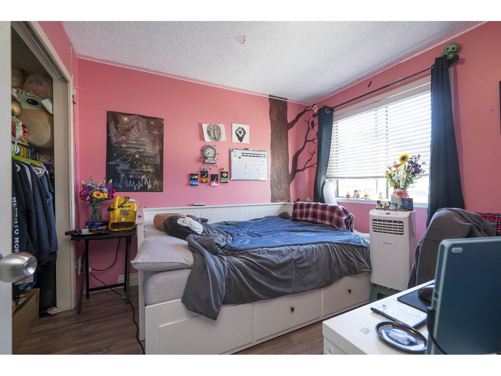 Photo 31 of 12 2830 W Bourquin Crescent, Abbotsford BC
