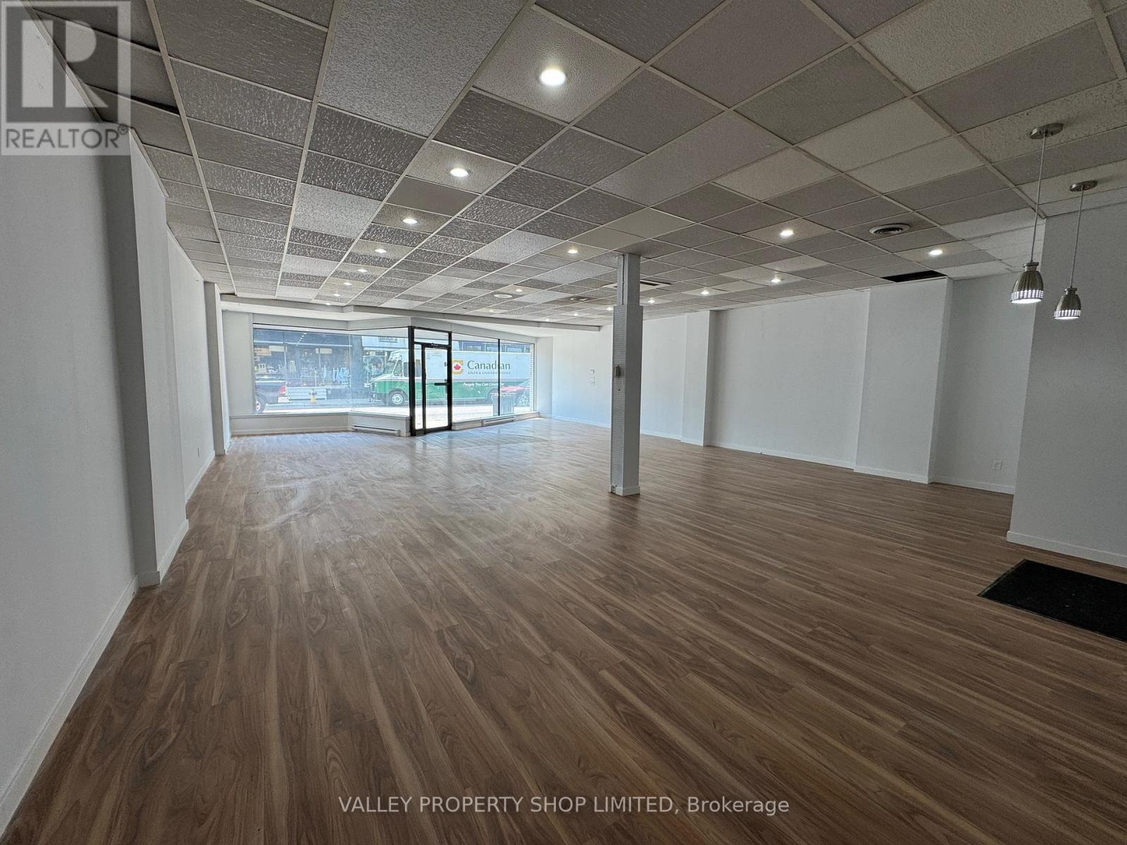Photo 3 of 213 Pembroke Street W, Pembroke ON