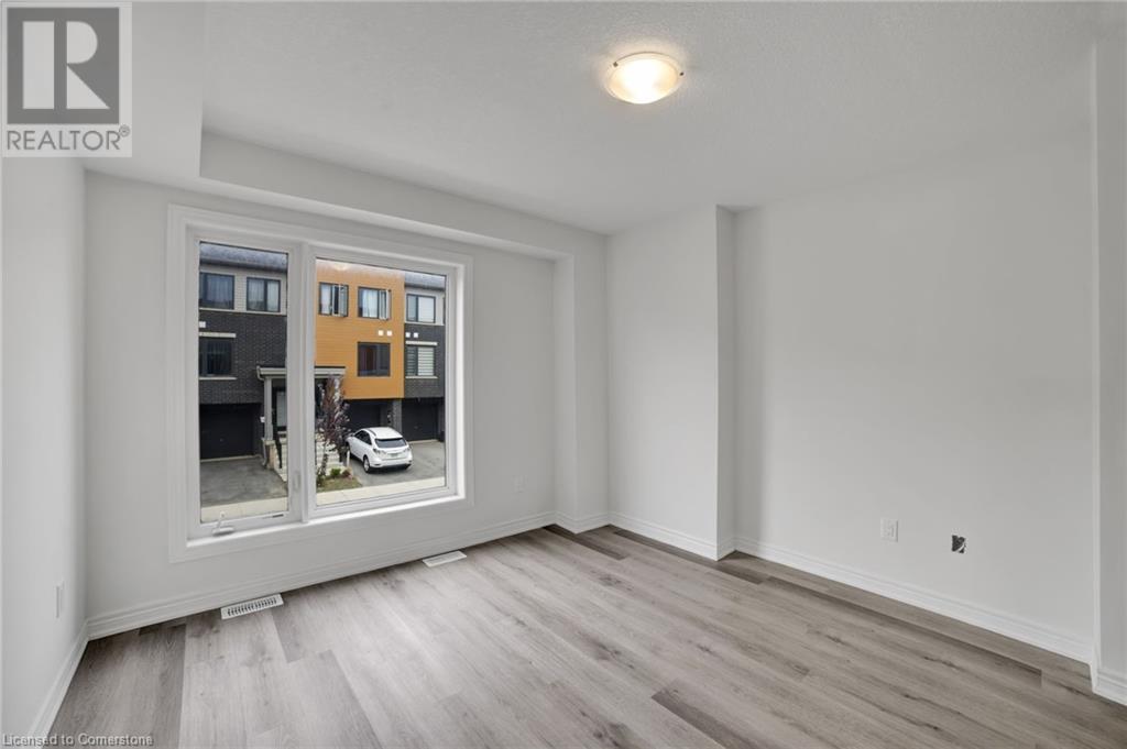 Photo 10 of 29 Radison Lane, Hamilton ON