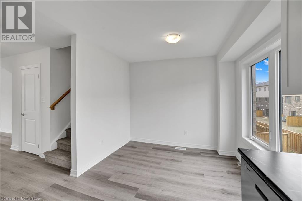 Photo 18 of 29 Radison Lane, Hamilton ON