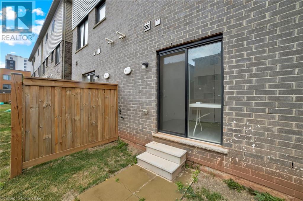 Photo 33 of 29 Radison Lane, Hamilton ON