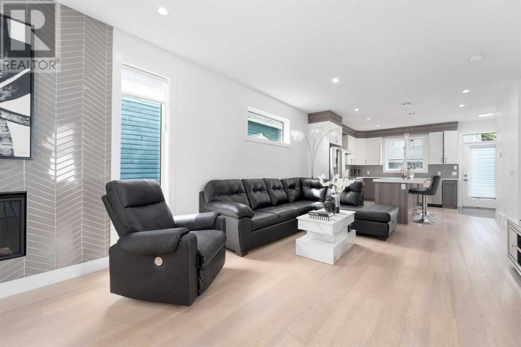 Photo 12 of 415 6 Street Ne, Calgary AB