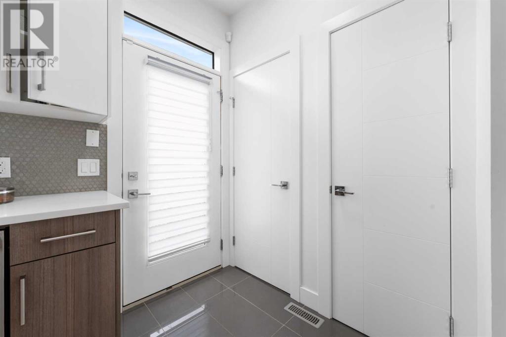 Photo 23 of 415 6 Street Ne, Calgary AB
