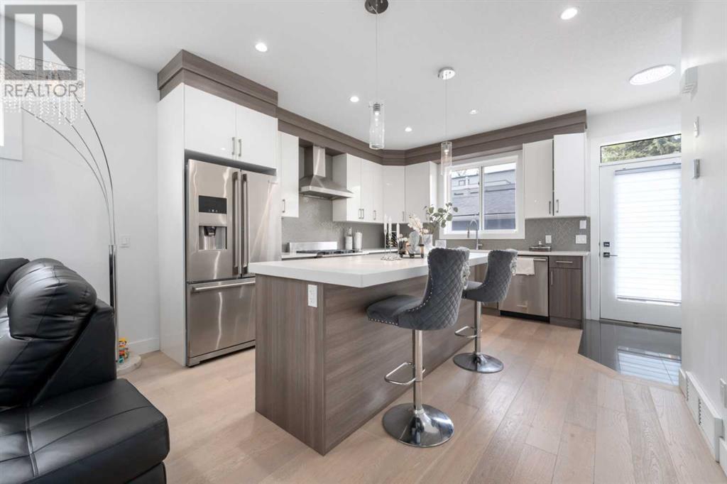 Photo 25 of 415 6 Street Ne, Calgary AB