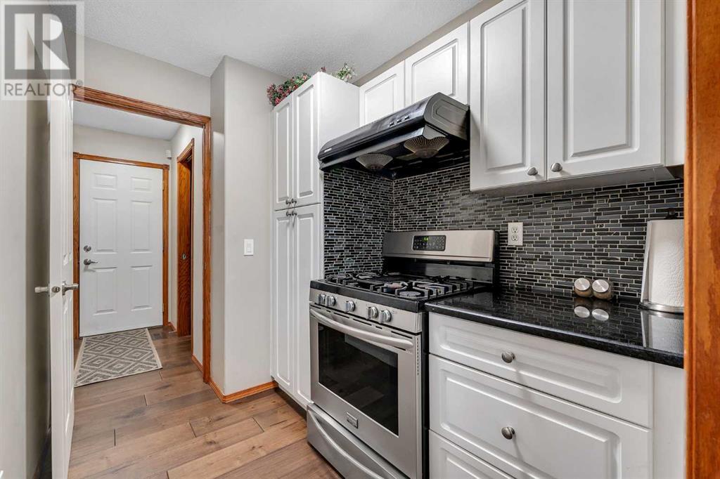 Single Family House for Sale in  Hidden Valley Manor NW Hidden Valley Calgary 