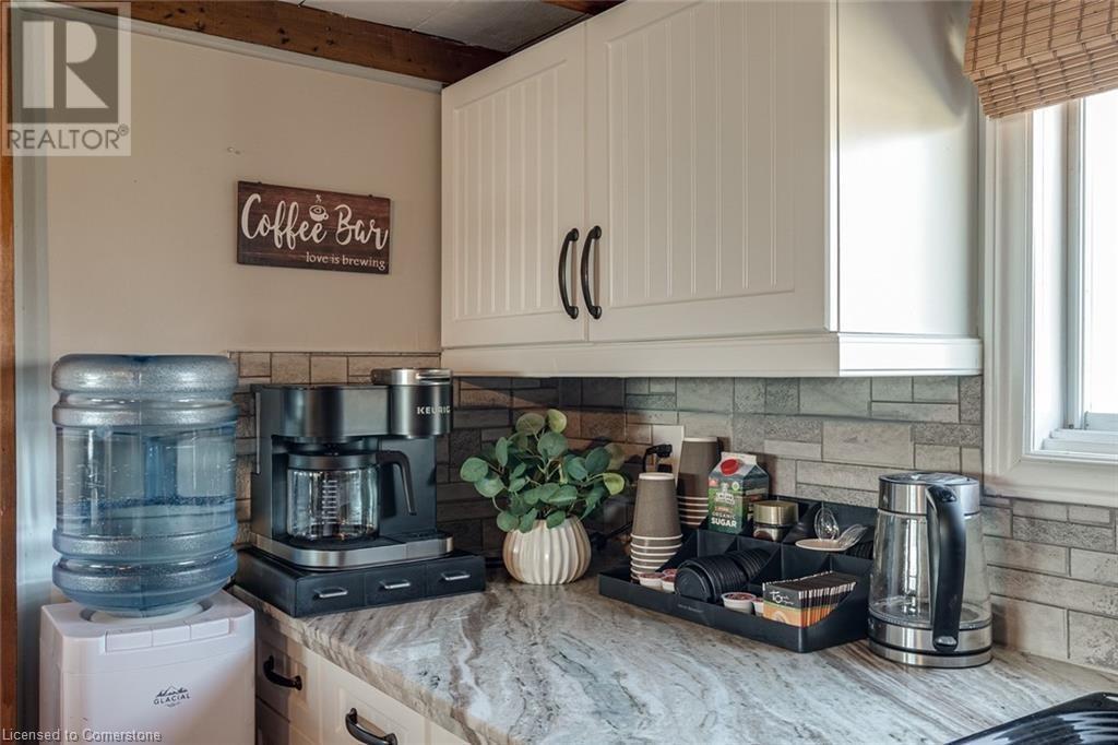 Photo 12 of 71 Lakeshore Road, Selkirk ON