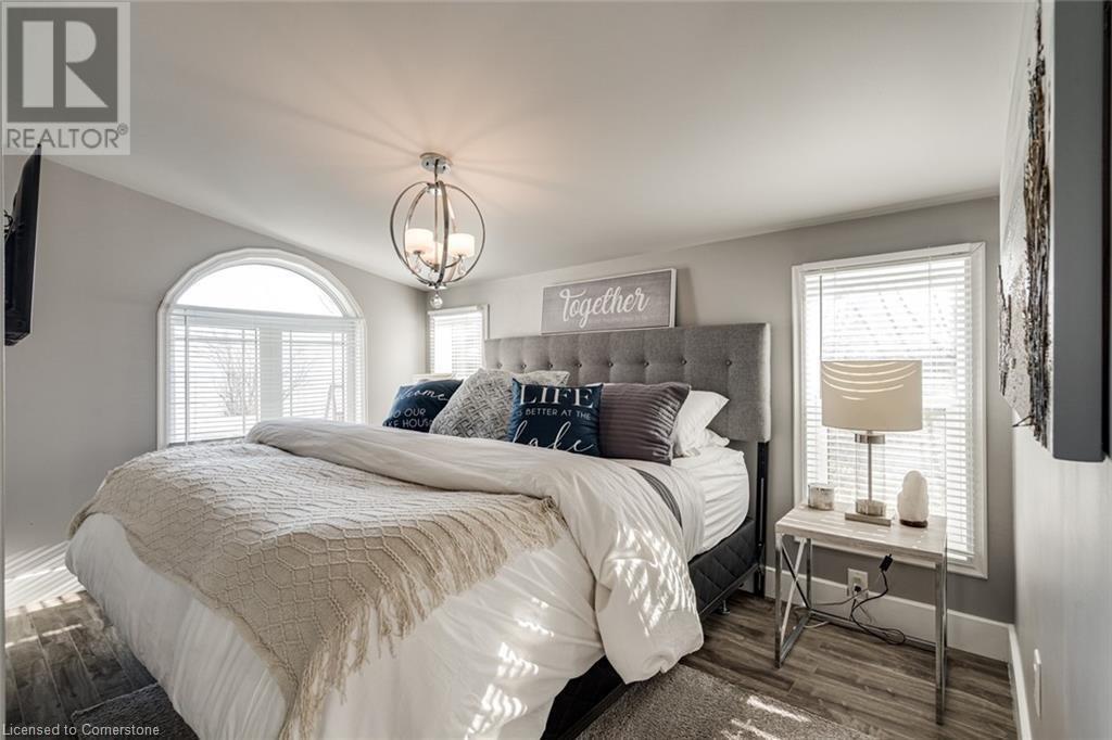 Photo 14 of 71 Lakeshore Road, Selkirk ON