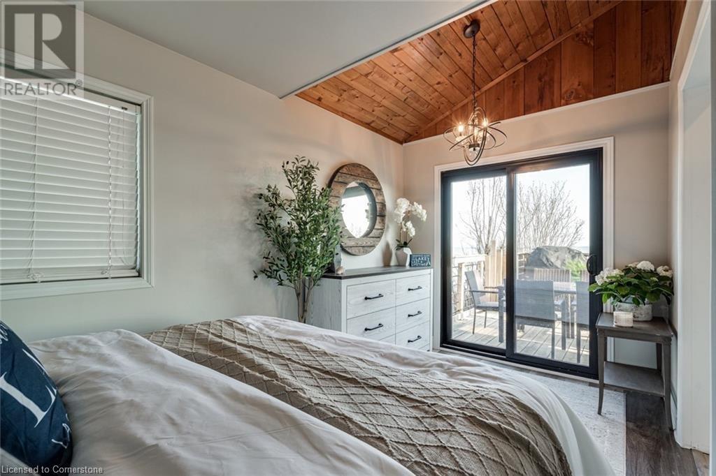 Photo 19 of 71 Lakeshore Road, Selkirk ON