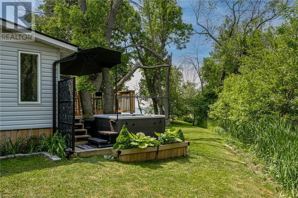 Photo 26 of 71 Lakeshore Road, Selkirk ON