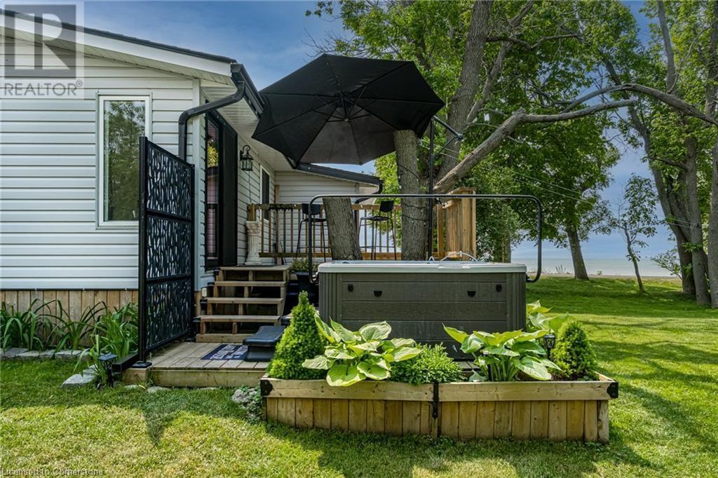 Photo 29 of 71 Lakeshore Road, Selkirk ON
