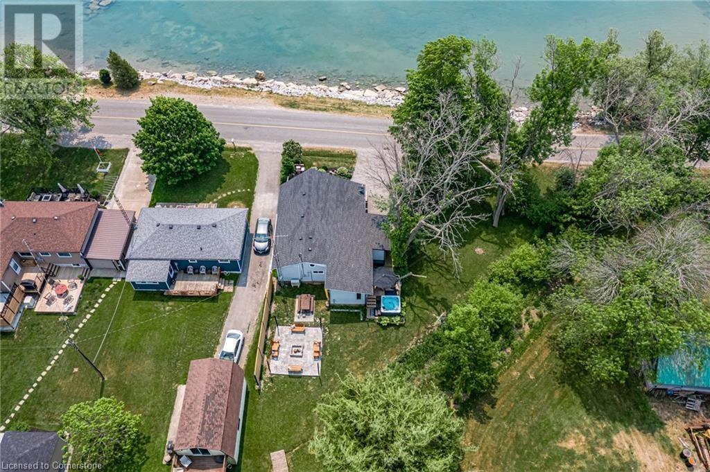 Photo 3 of 71 Lakeshore Road, Selkirk ON