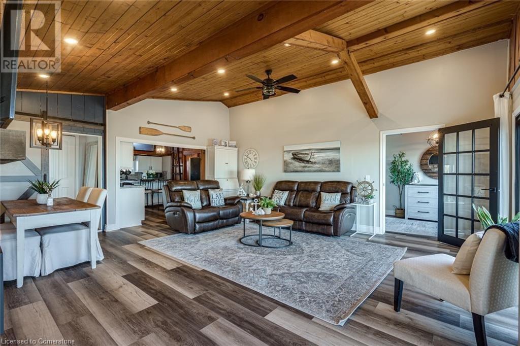 Photo 7 of 71 Lakeshore Road, Selkirk ON