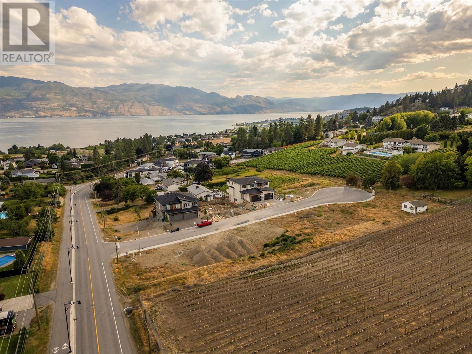  1026 Kitson Court, West Kelowna