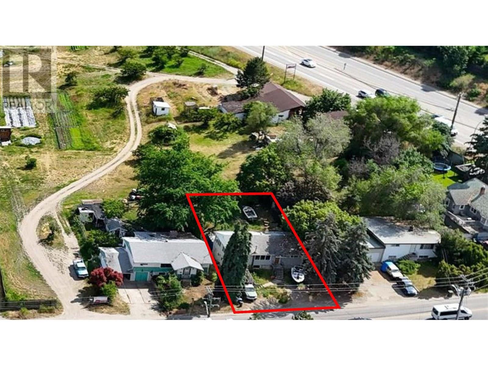  3133 Beaver Lake Road, Lake Country