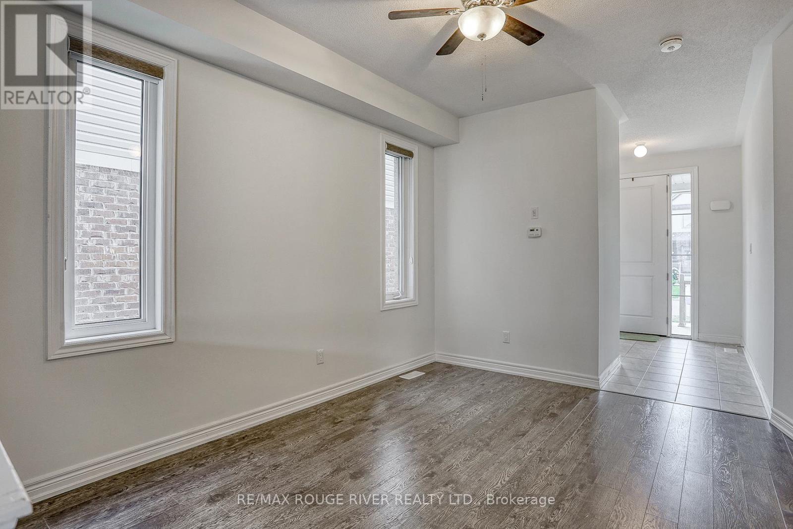 Photo 11 of 35 Thomas Bird Street, Clarington ON