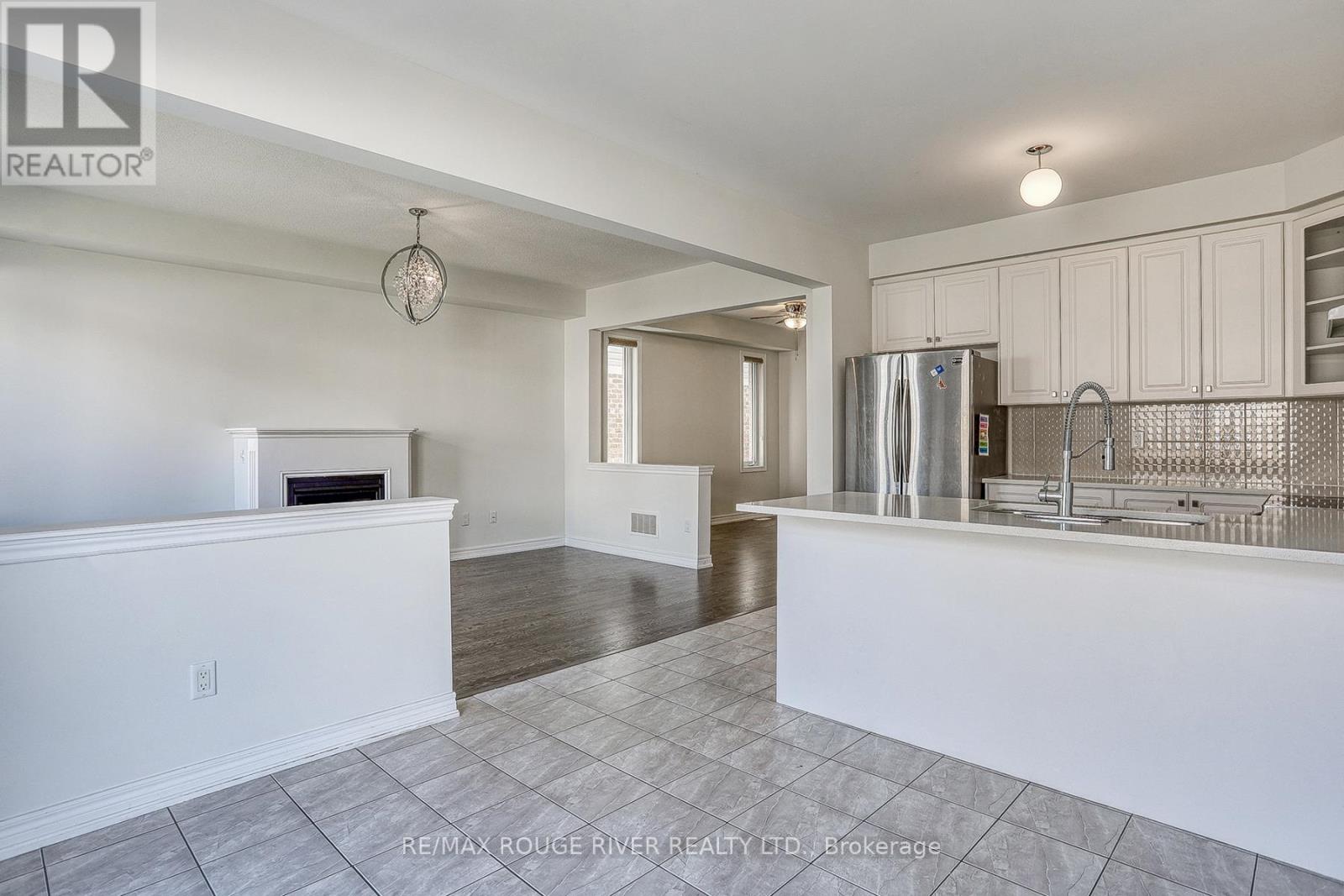 Photo 44 of 35 Thomas Bird Street, Clarington ON