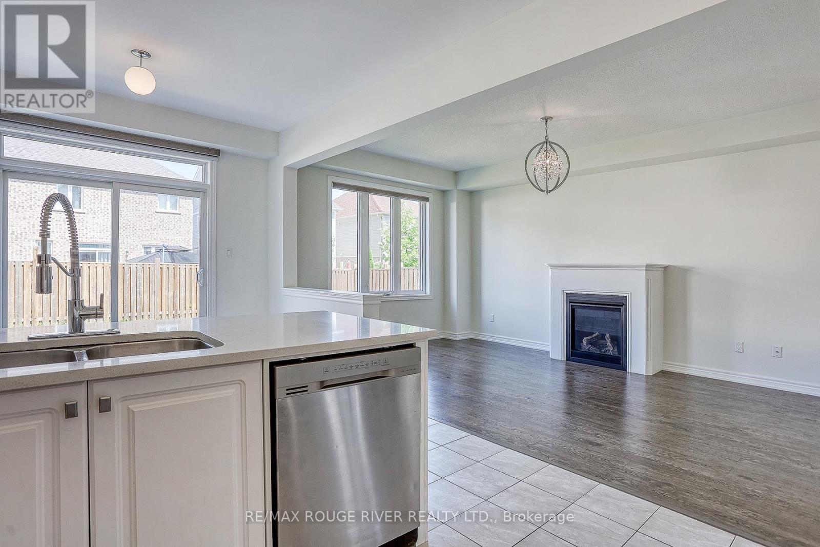 Photo 3 of 35 Thomas Bird Street, Clarington ON