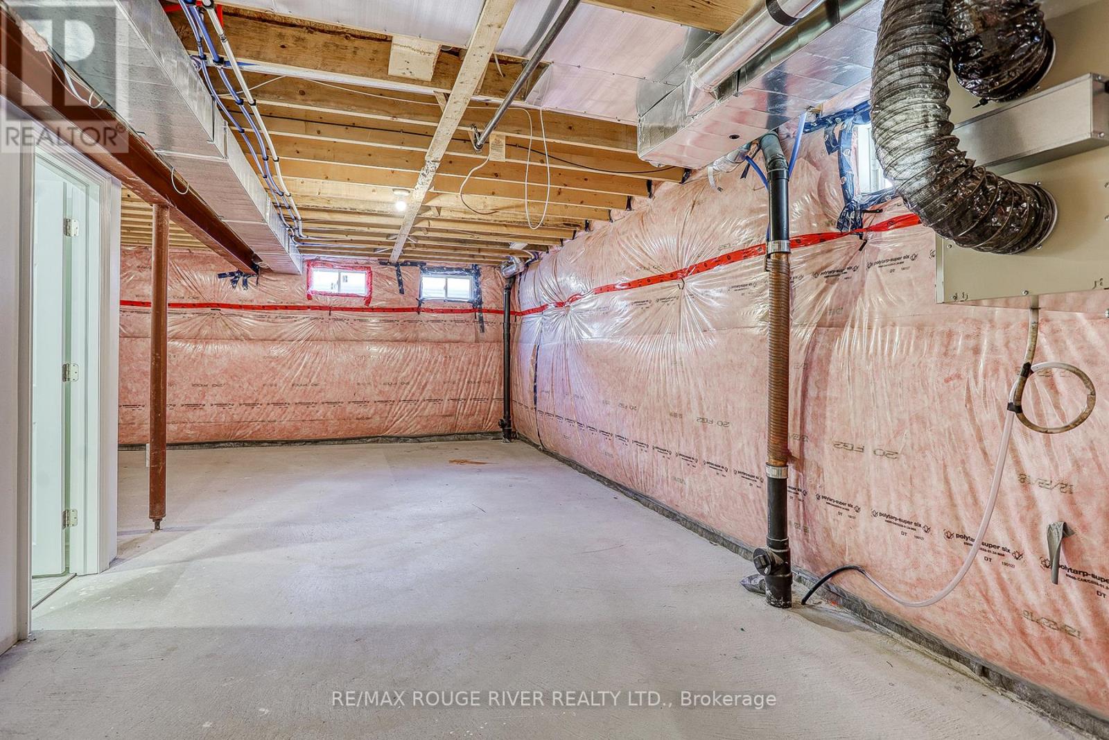 Photo 5 of 35 Thomas Bird Street, Clarington ON