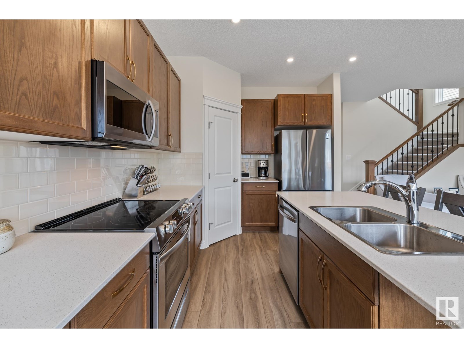 Photo 29 of 368 Edgemont Rd Nw, Edmonton AB