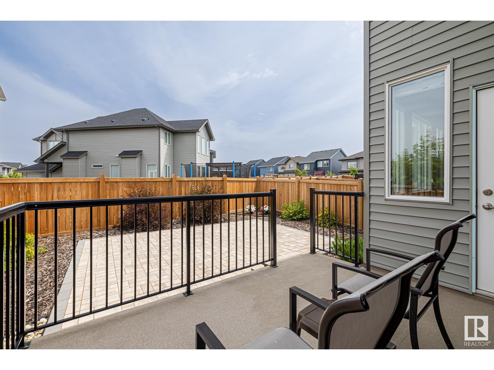 Photo 15 of 368 Edgemont Rd Nw, Edmonton AB