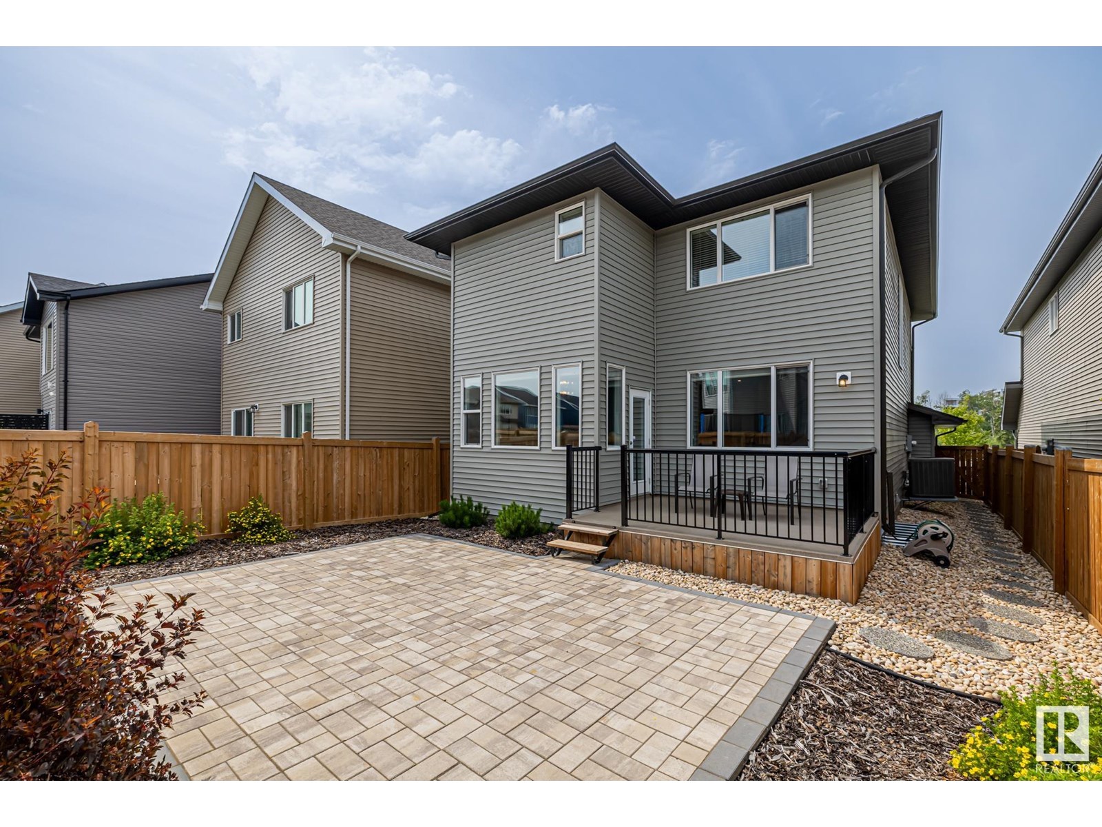 Photo 37 of 368 Edgemont Rd Nw, Edmonton AB