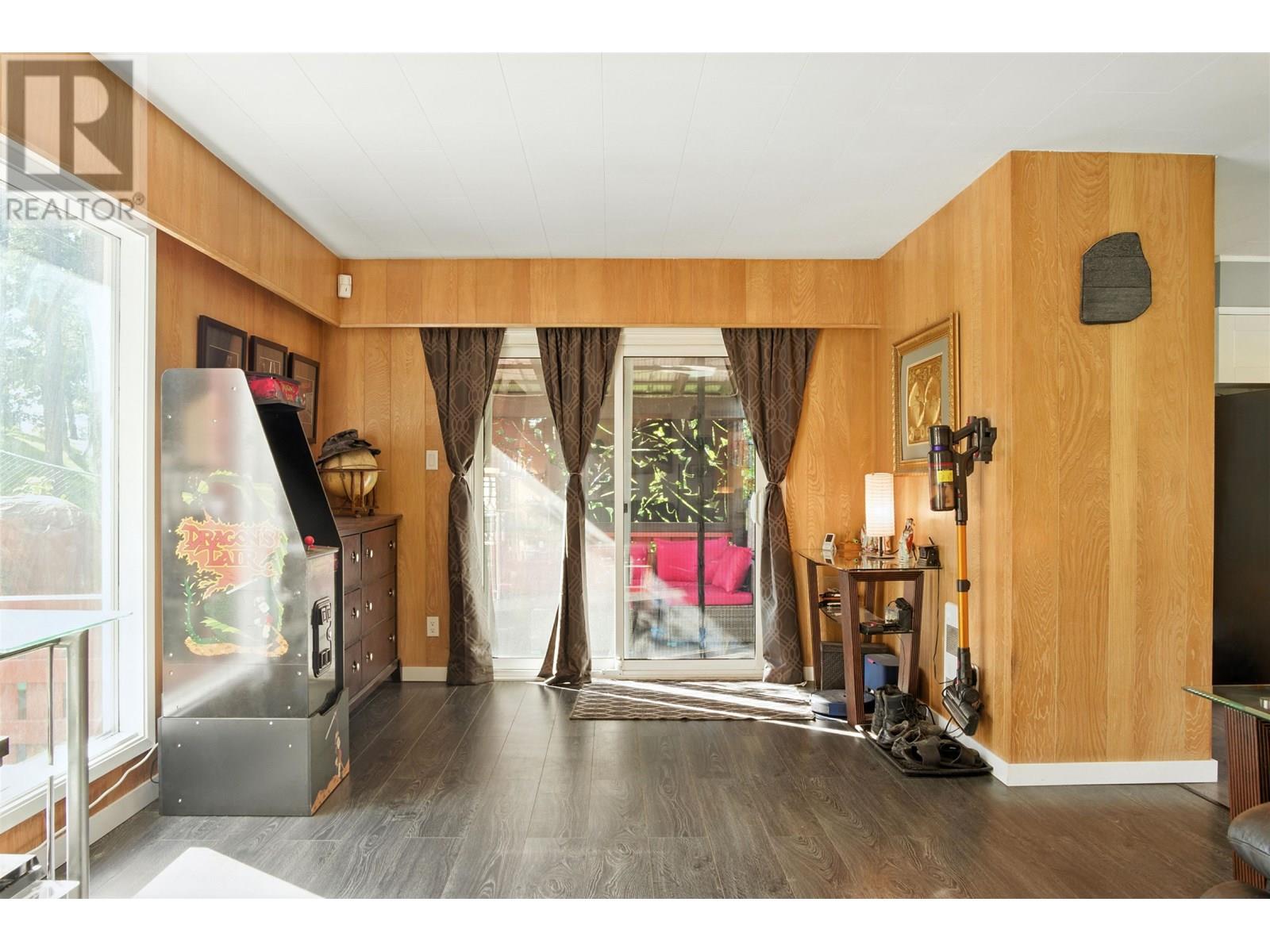 Photo 12 of 711 Western Avenue, Williams Lake BC
