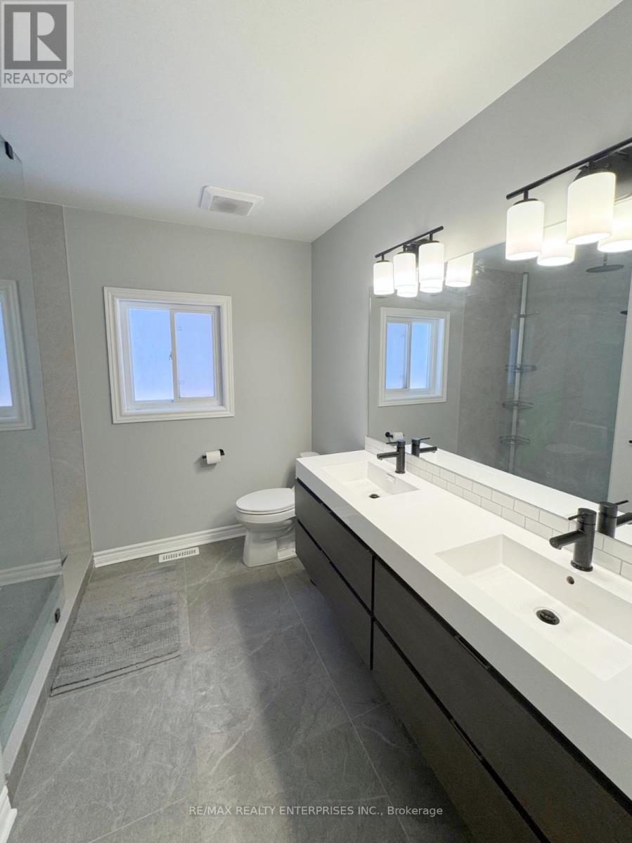 Photo 27 of 2429 Whitehorn Drive, Burlington ON