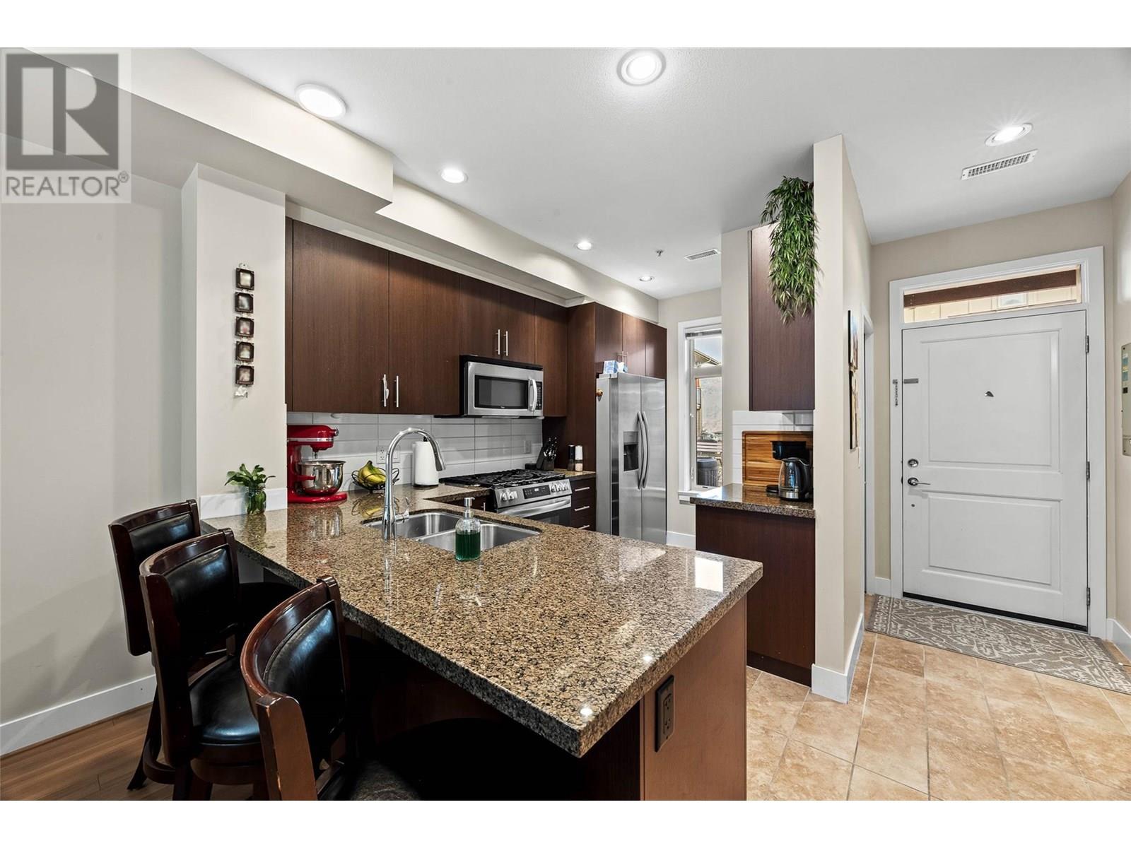 Photo 4 of 130 Colebrook Road Unit 36, Kamloops BC
