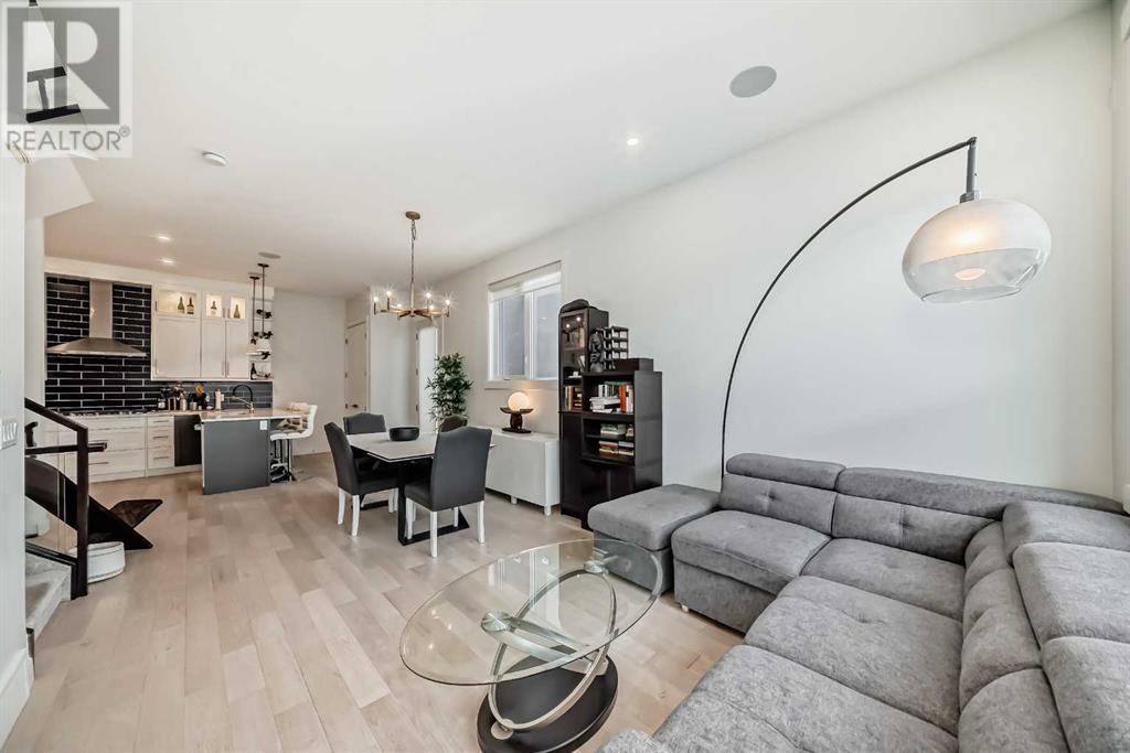 Single Family House for Sale in    Street SW Shaganappi Calgary 