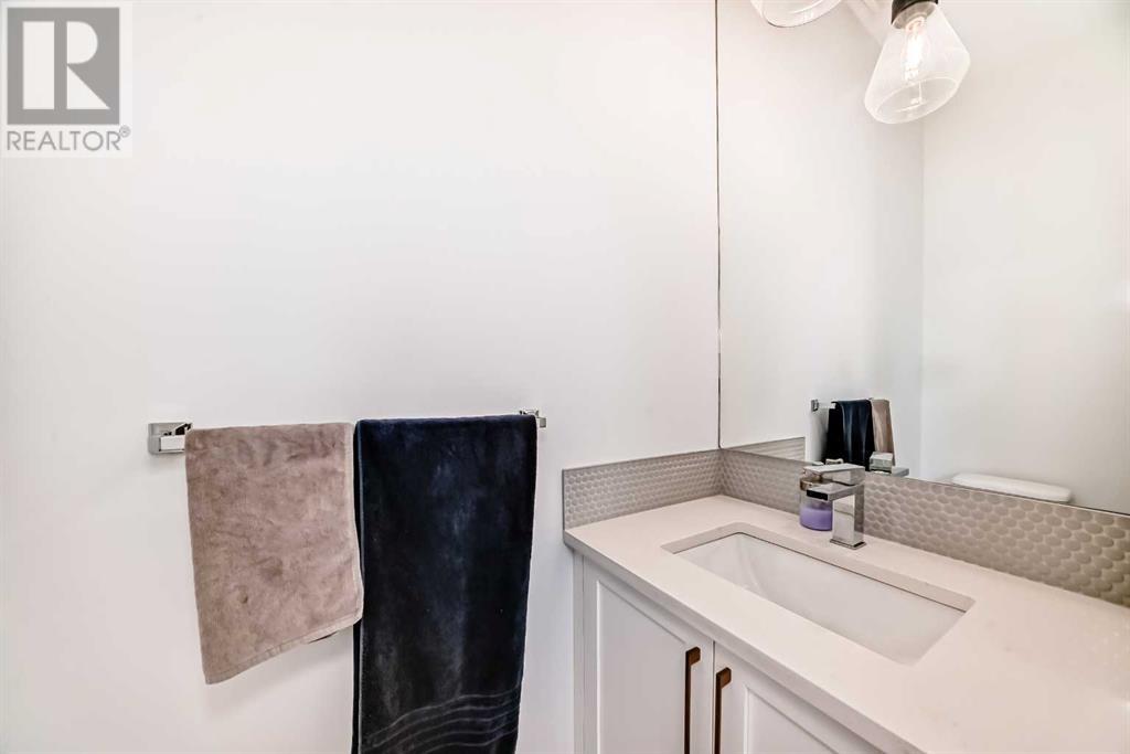 Single Family House for Sale in    Street SW Shaganappi Calgary 