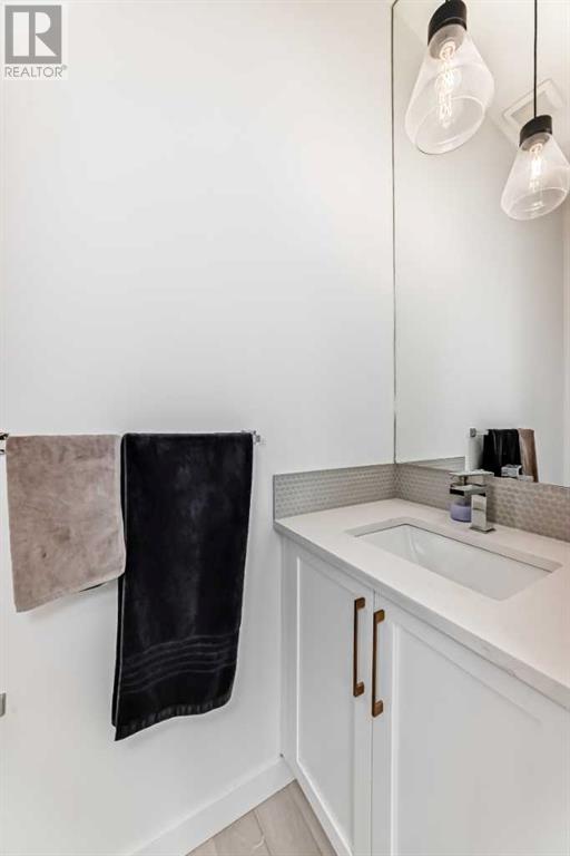 Single Family House for Sale in    Street SW Shaganappi Calgary 