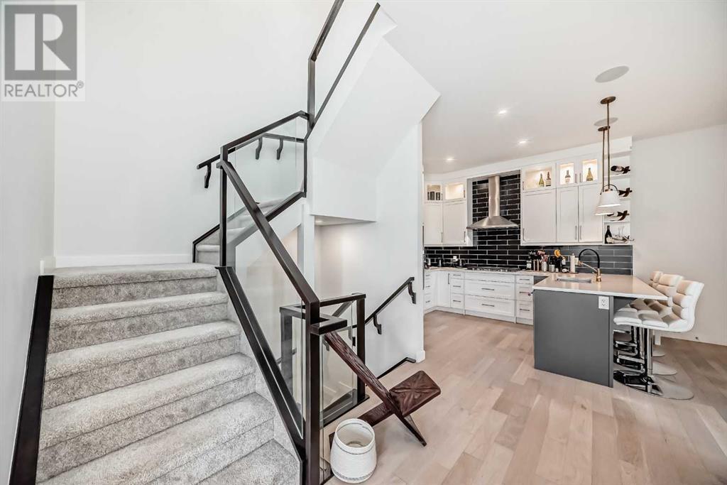 Single Family House for Sale in    Street SW Shaganappi Calgary 